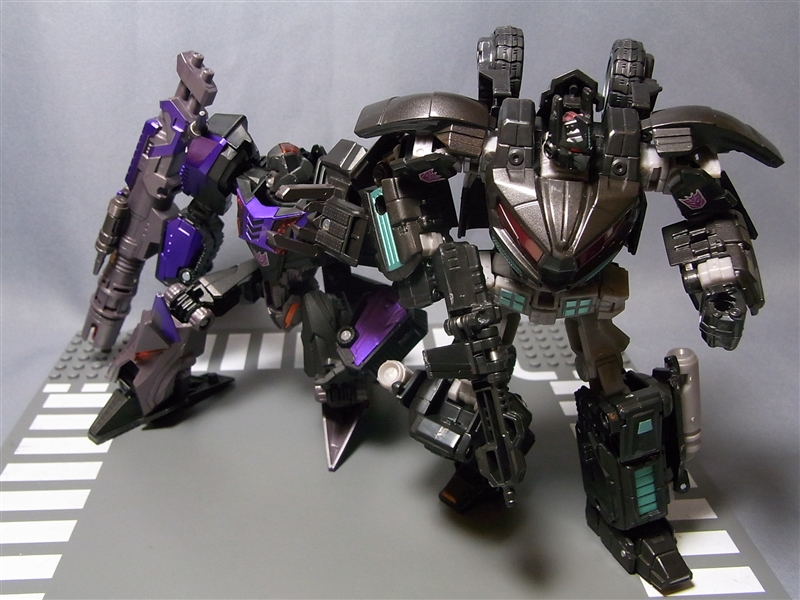 Tokyo Toy Show Exclusives Darkside 2011 Optimus Prime and